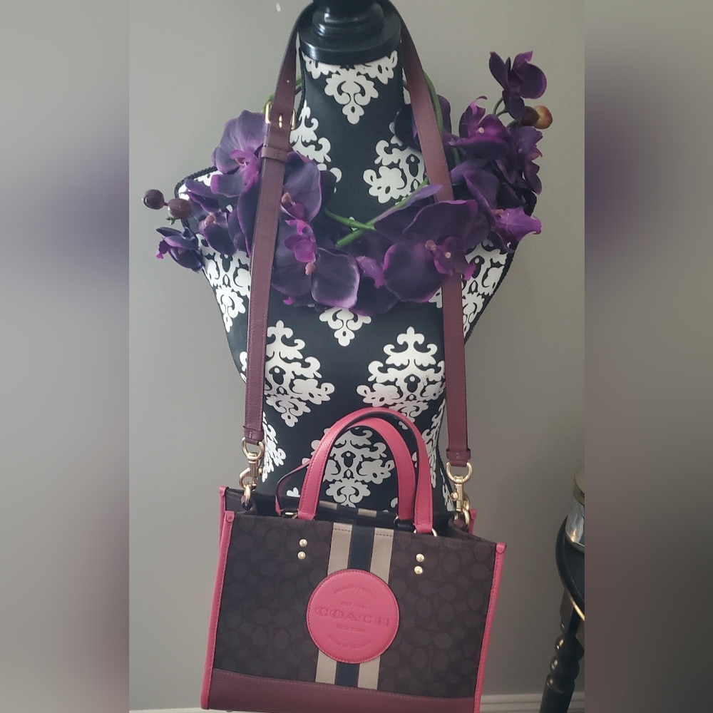 Coach Brown and Pink Satchel Dempsey Carry-All 100% AUTHENTIC. MIND-CONDITION